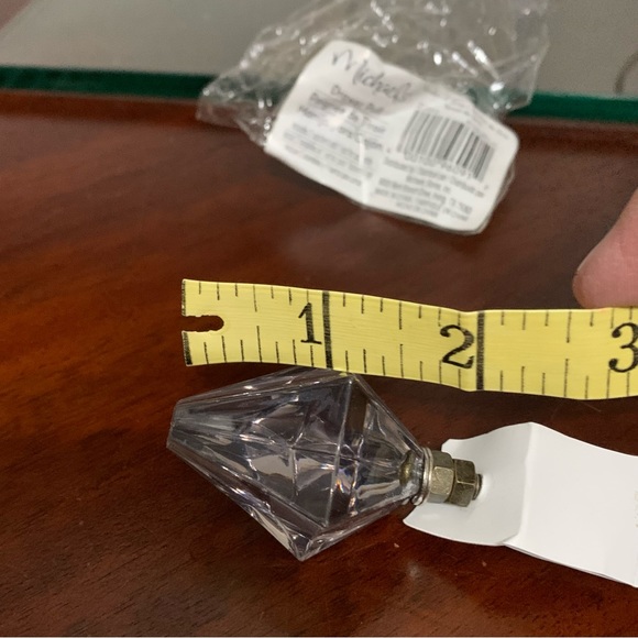 NWT Michael’s Clear Triangular Prism Drawer Pull - Picture 7 of 7